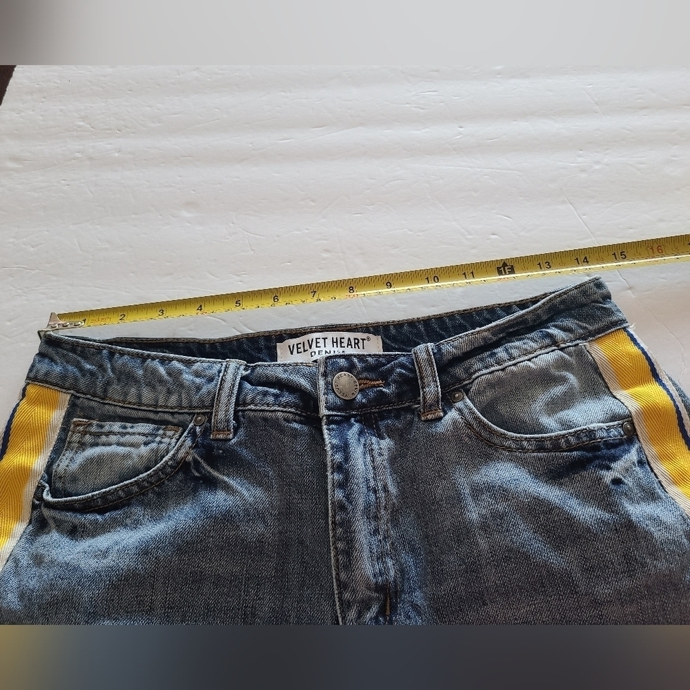 Velvet Heart denim shorts size 27 - Picture 8 of 11